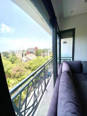 Luxury studio center Abdelmoumen 1min tram with view